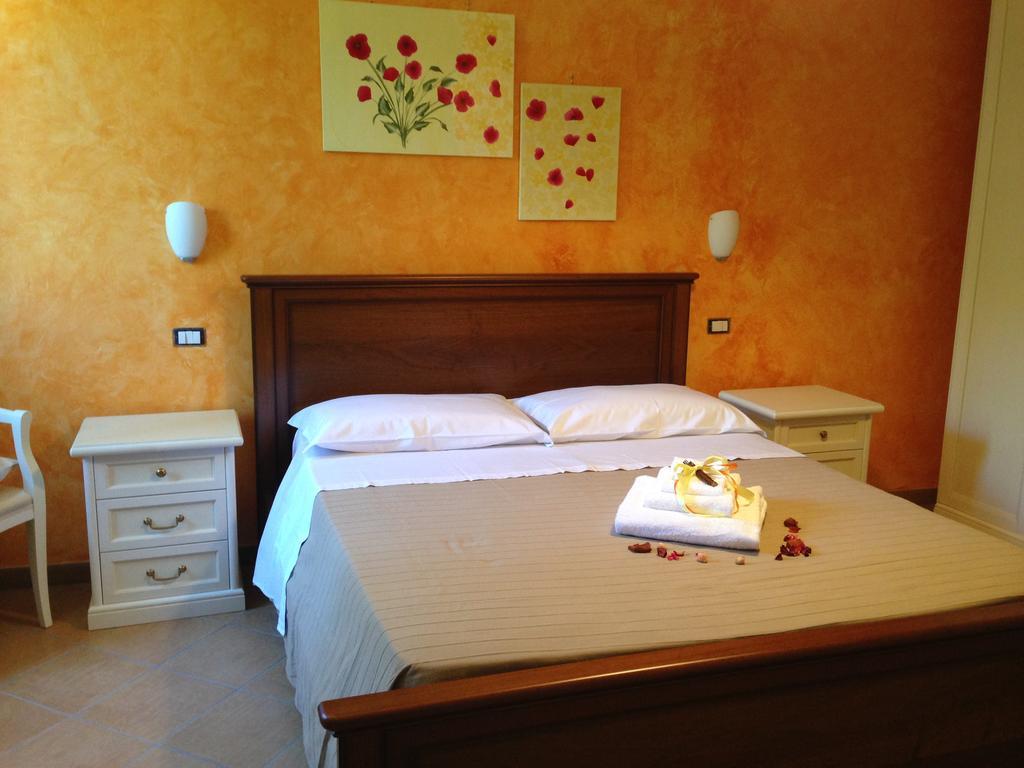 Al Casale Dei Nonni Panzió Laureana Cilento Kültér fotó