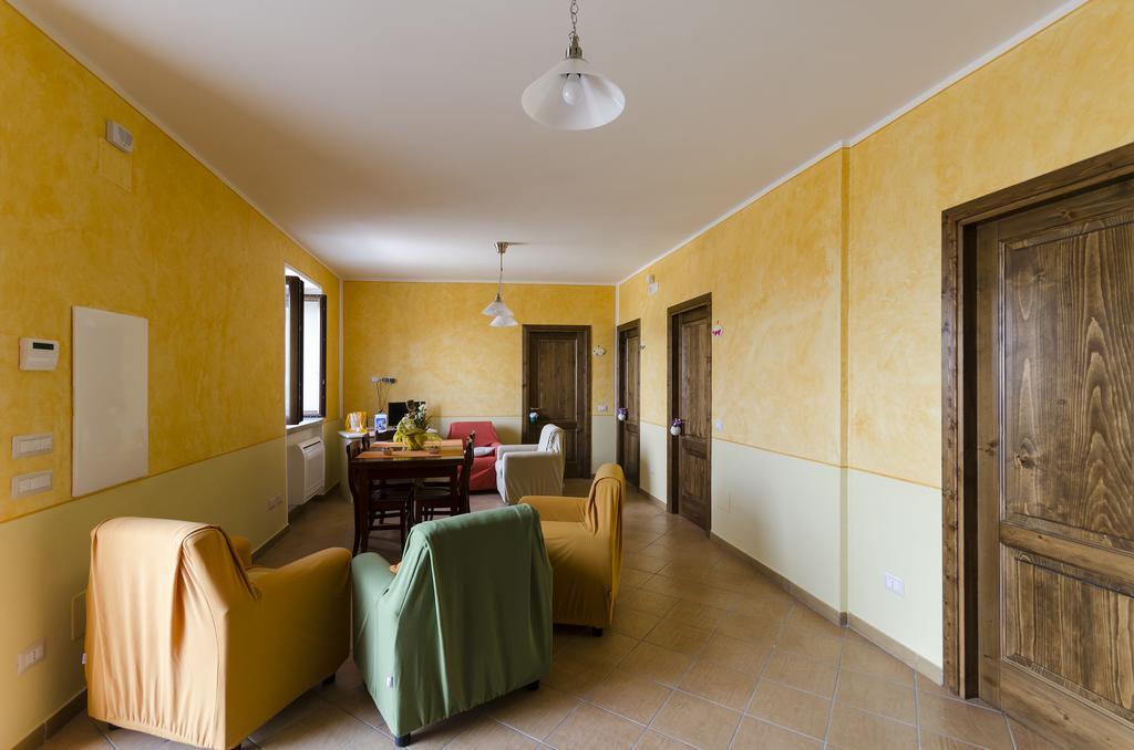 Al Casale Dei Nonni Panzió Laureana Cilento Kültér fotó
