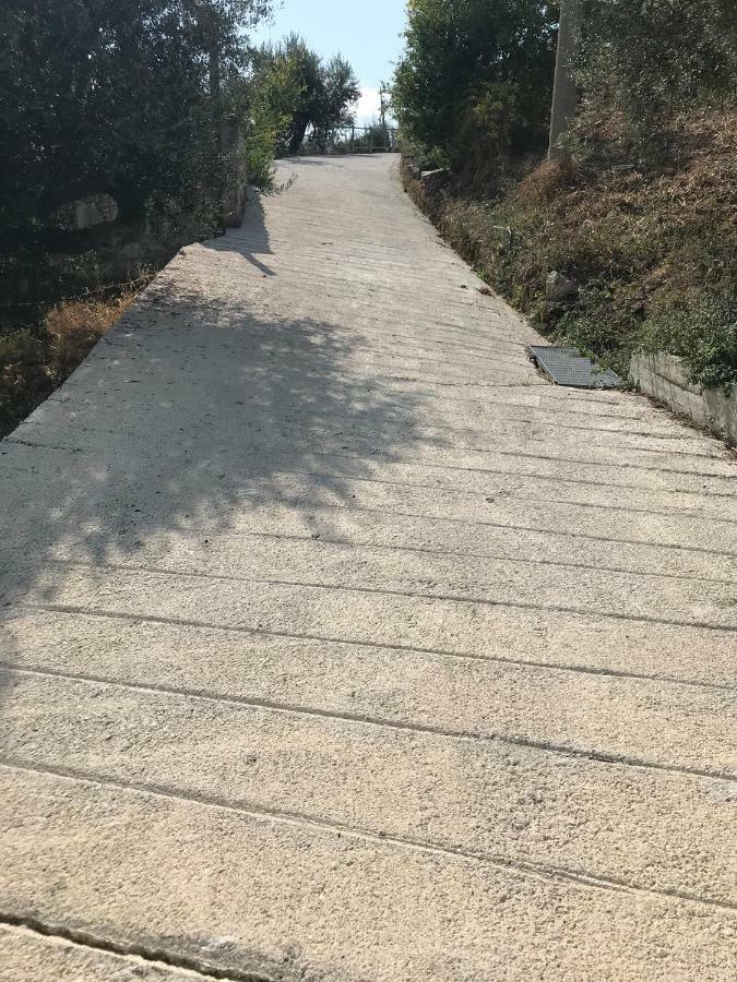 Al Casale Dei Nonni Panzió Laureana Cilento Kültér fotó